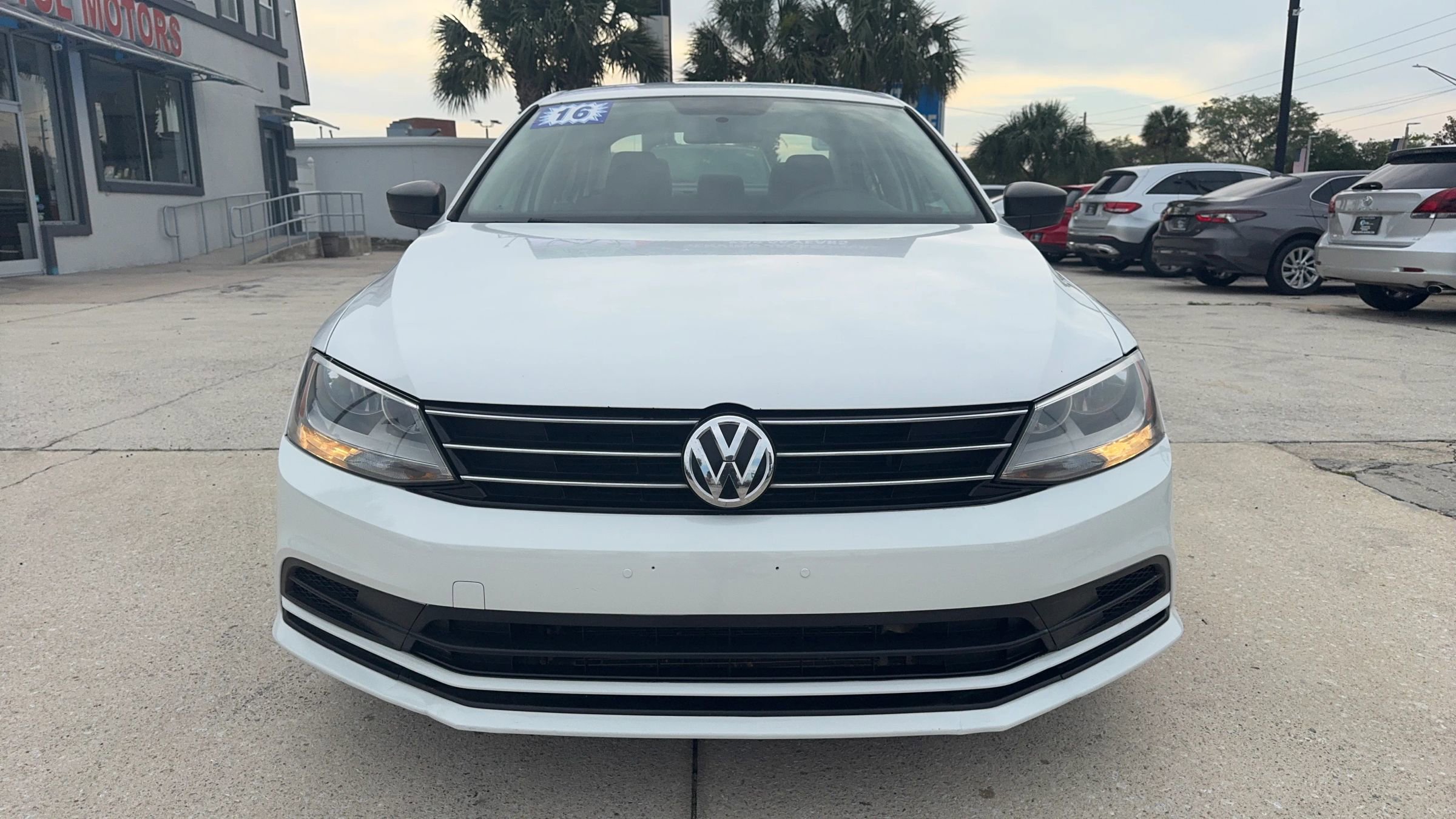 Used 2016 Volkswagen Jetta SE FWD image 8