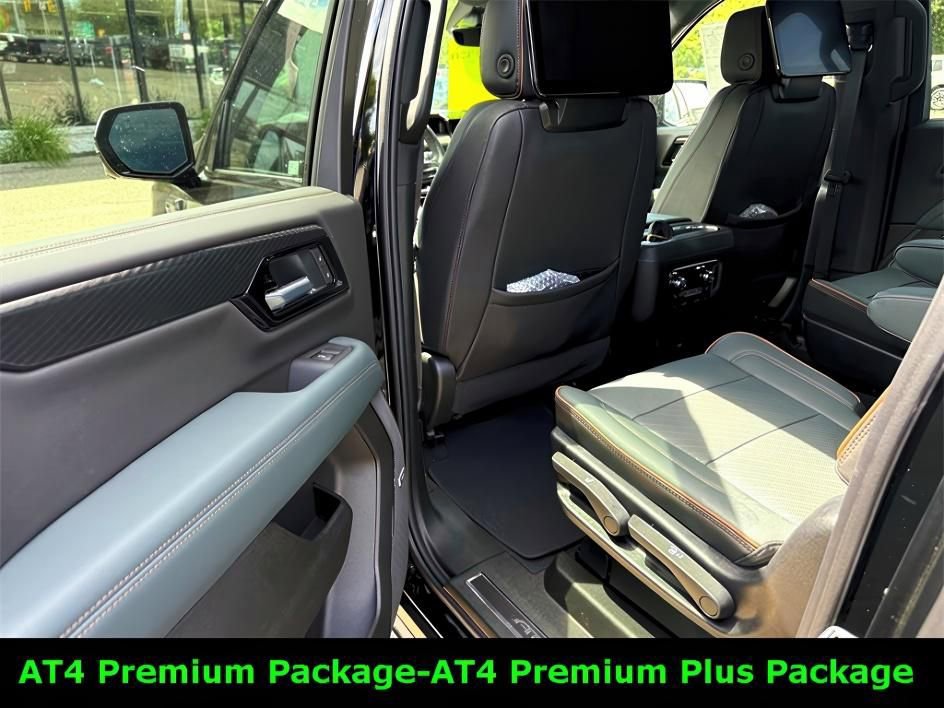 New 2025 GMC Yukon XL AT4 w/ AT4 Premium Plus Package image 15