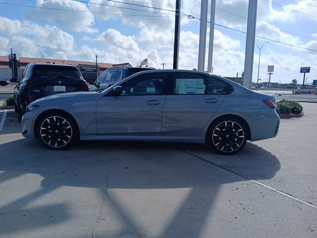 New 2026 BMW 330i Sedan w/ M Sport Package RWD image 6