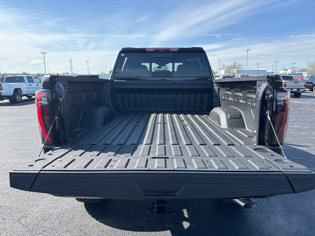 New 2026 GMC Sierra 2500 AT4X AWD/4WD image 36