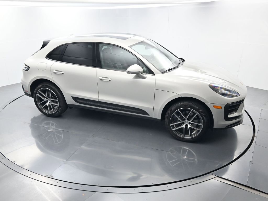 Certified 2026 Porsche Macan Turbo AWD/4WD image 42