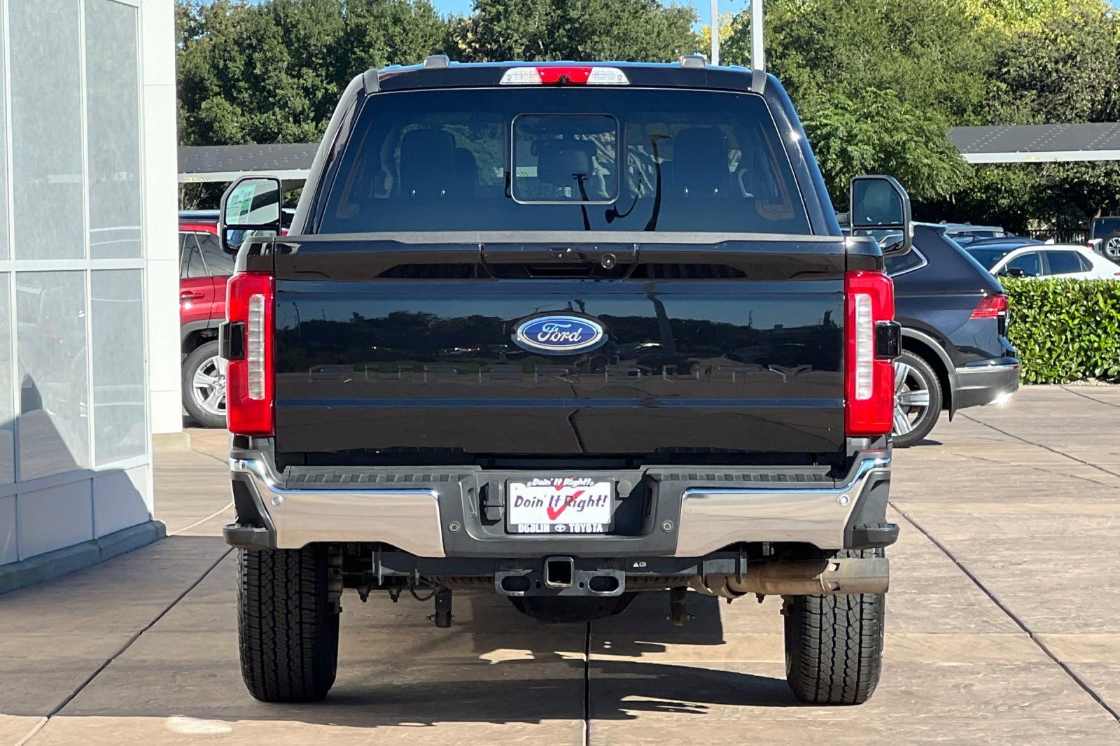 Used 2023 Ford F250 Lariat w/ FX4 Off-Road Package image 5