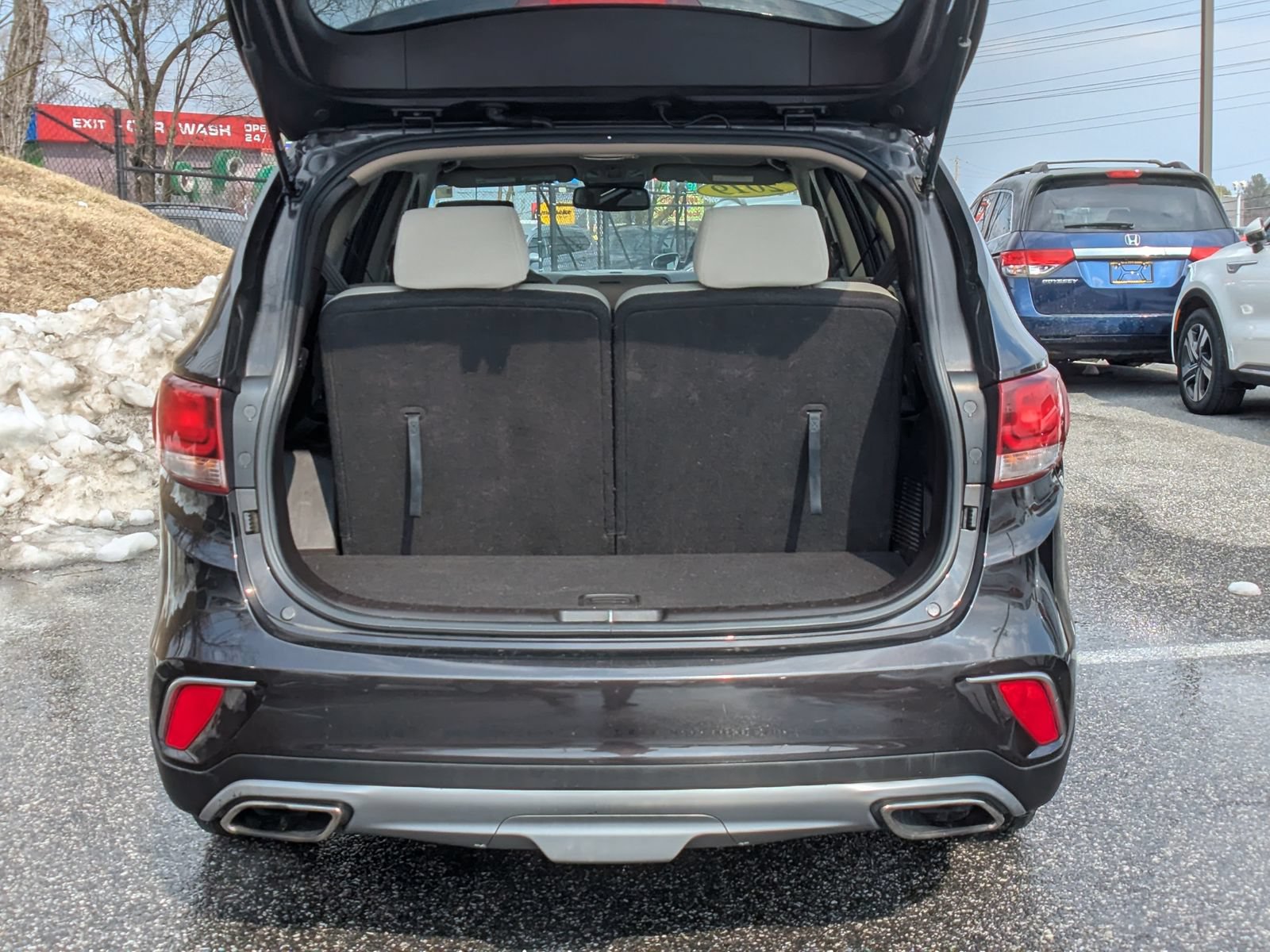 Used 2019 Hyundai Santa Fe XL SE FWD image 5