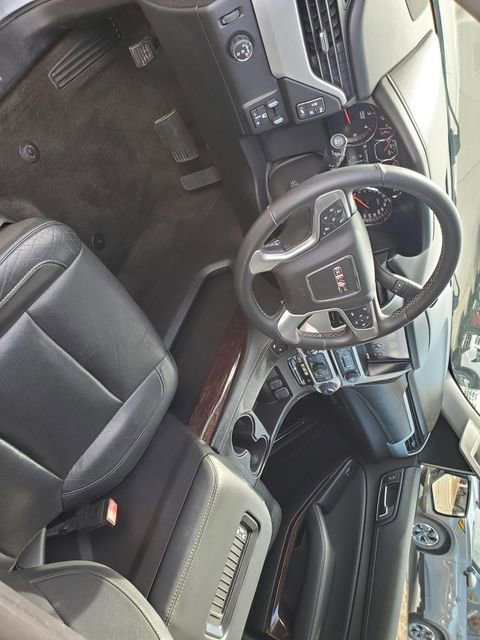 Used 2015 GMC Yukon SLT w/ HD Trailering Package image 15