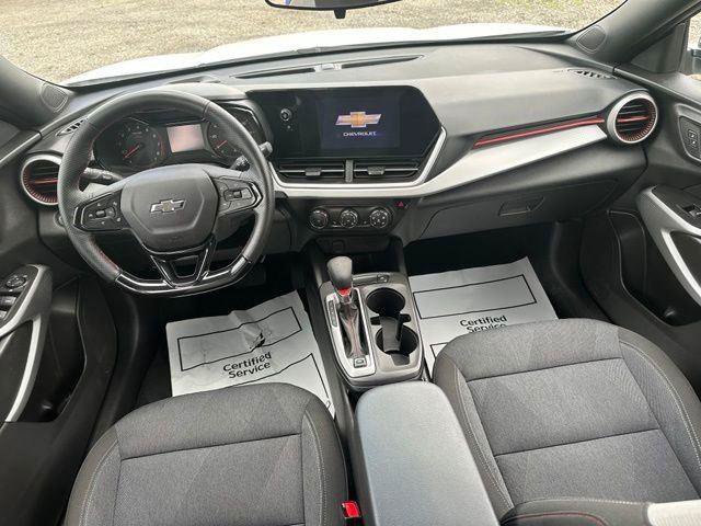 Certified 2024 Chevrolet Trax RS FWD image 36