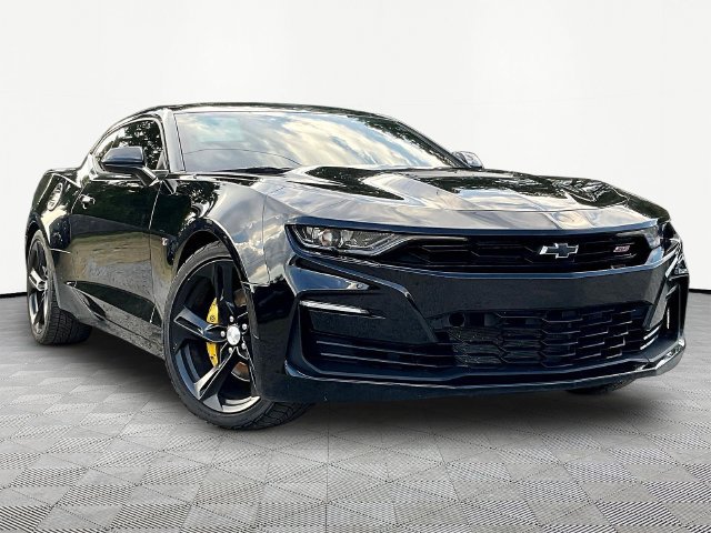 Used 2023 Chevrolet Camaro SS RWD image 3