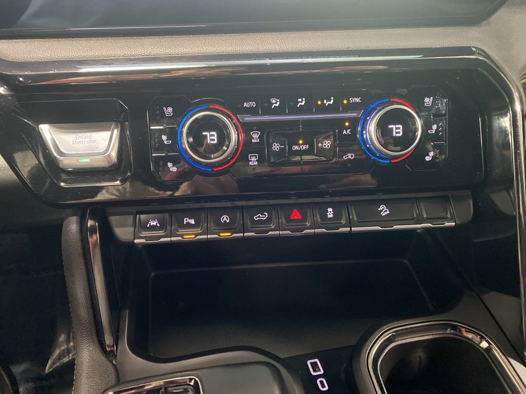 Used 2024 GMC Sierra 1500 AT4 w/ AT4 Premium Package image 11