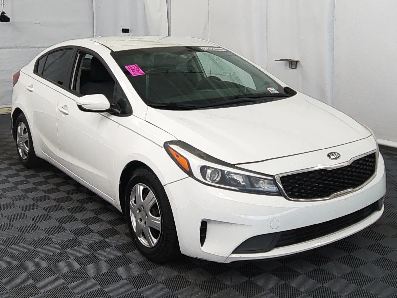 Used 2017 Kia Forte LX FWD image 6
