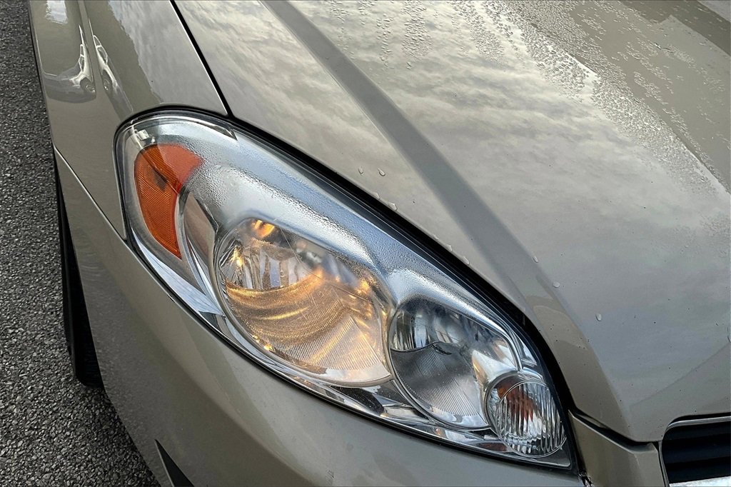 Used 2010 Chevrolet Impala LT w/ Luxury Edition Package image 29