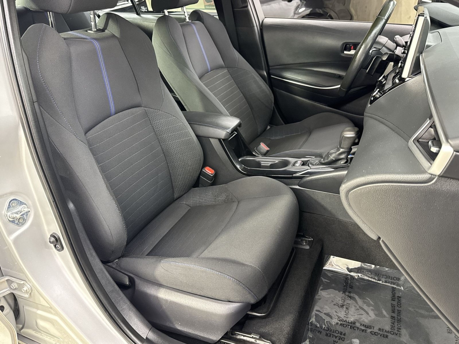 Used 2021 Toyota Corolla SE FWD image 37