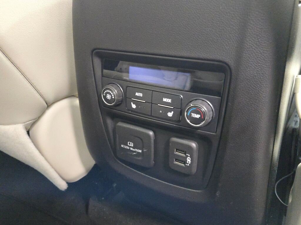 Used 2022 Buick Enclave Avenir w/ Avenir Technology Package image 12