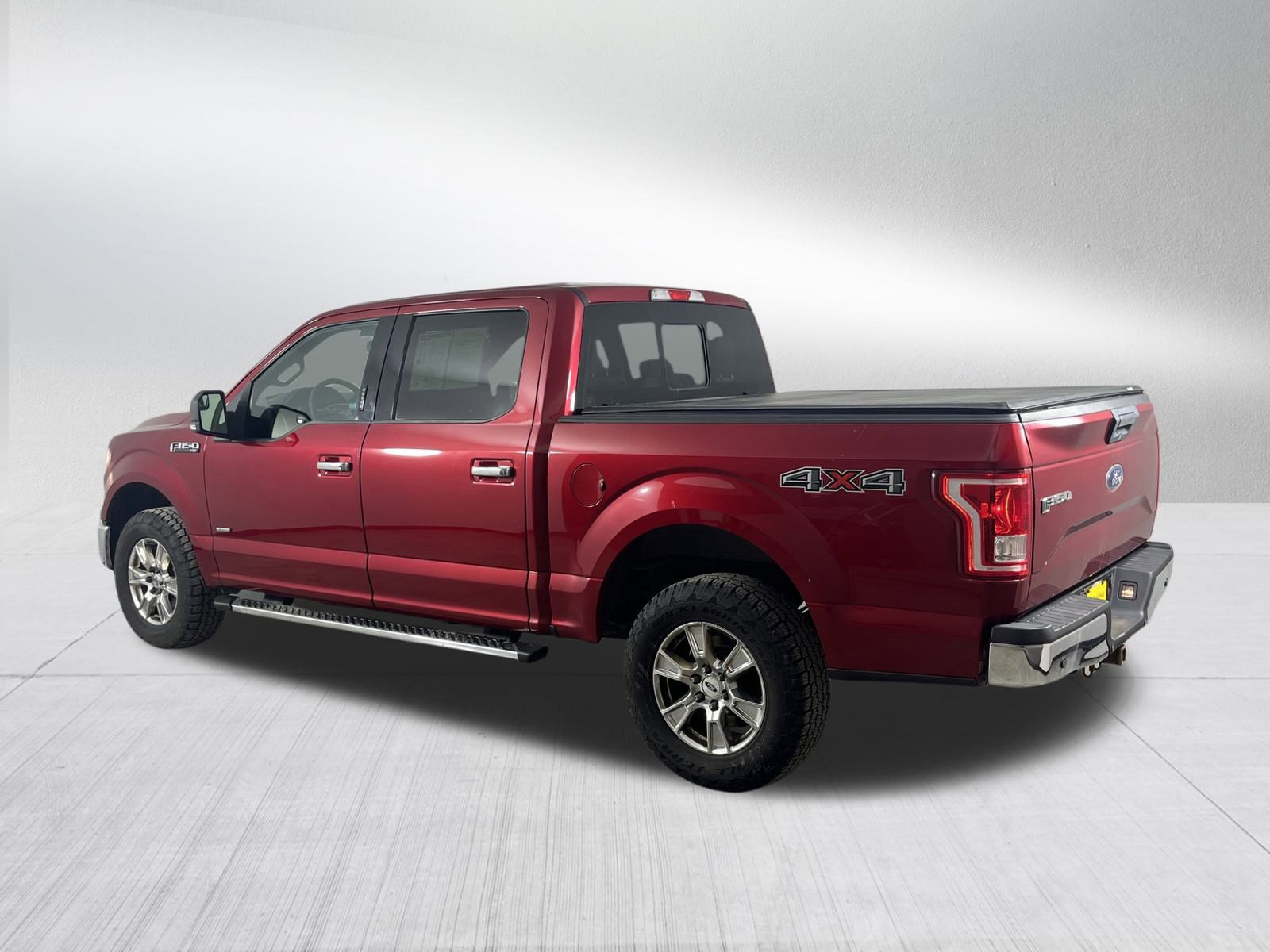Used 2015 Ford F150 XLT w/ Equipment Group 302A Luxury image 5