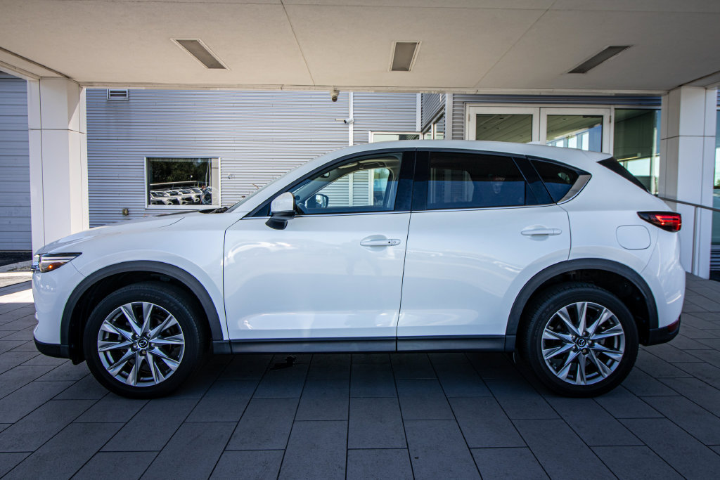 Used 2021 MAZDA CX-5 Grand Touring w/ GT Premium Package AWD/4WD image 10