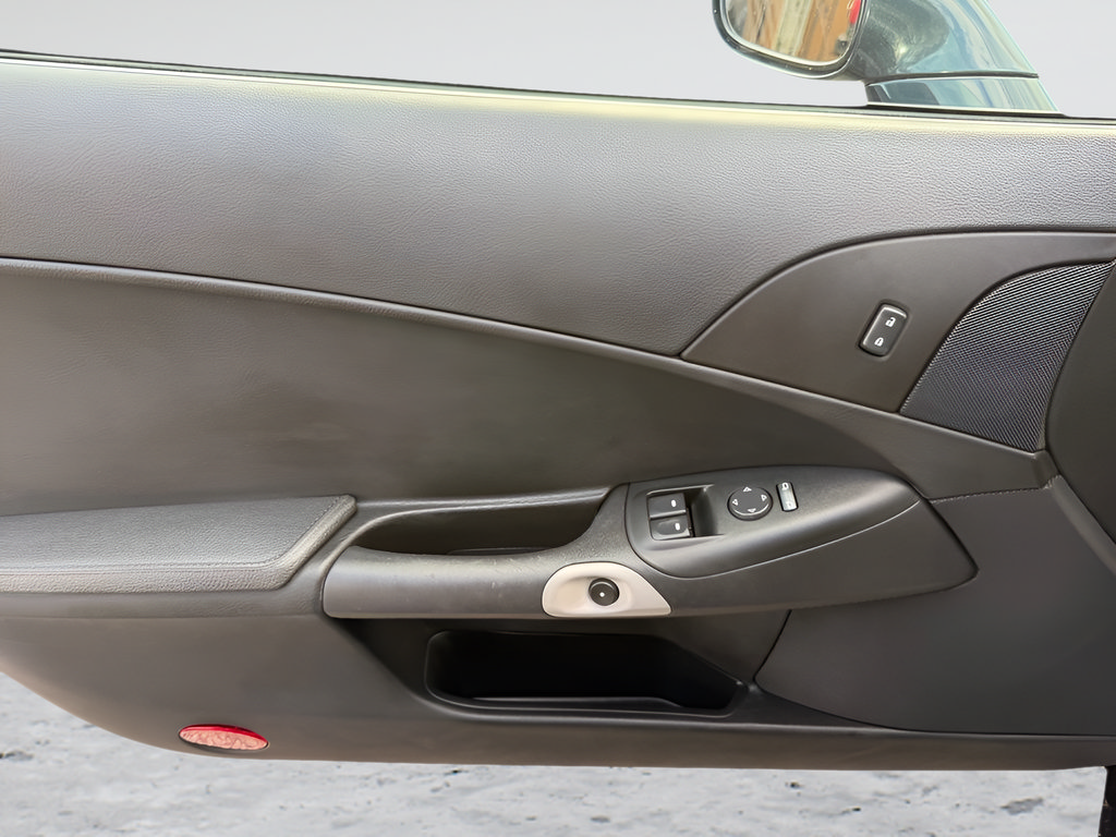 Used 2013 Chevrolet Corvette Grand Sport RWD image 32