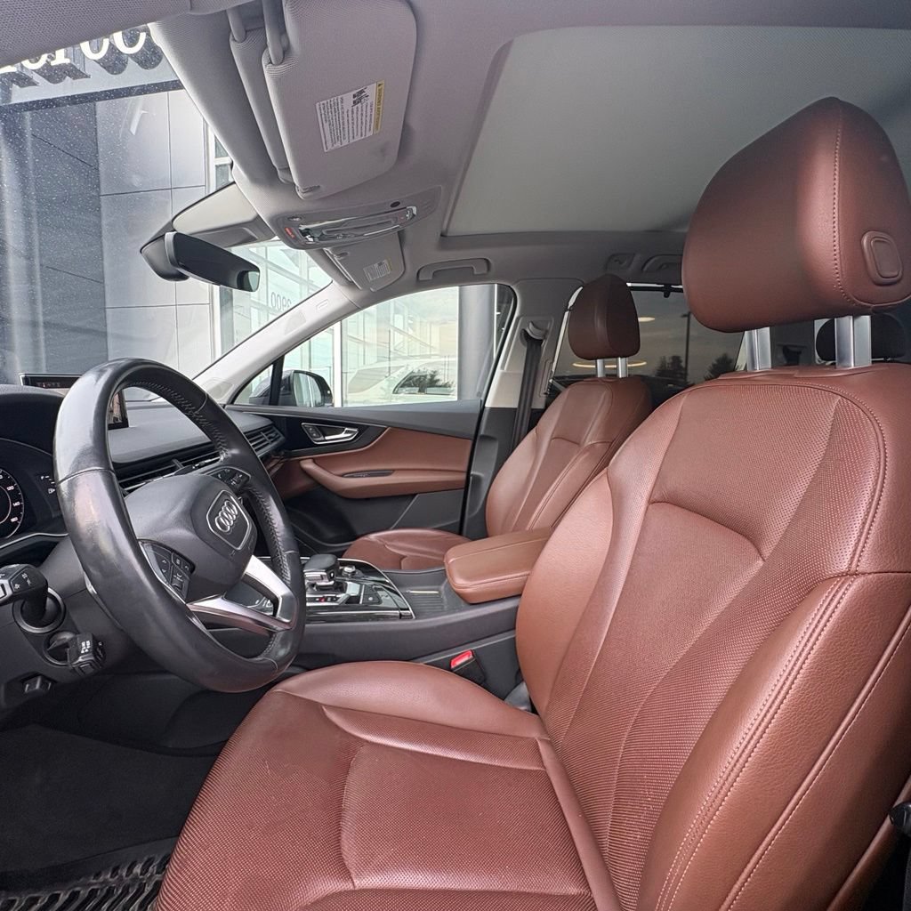 Used 2019 Audi Q7 3.0T Prestige AWD/4WD image 11