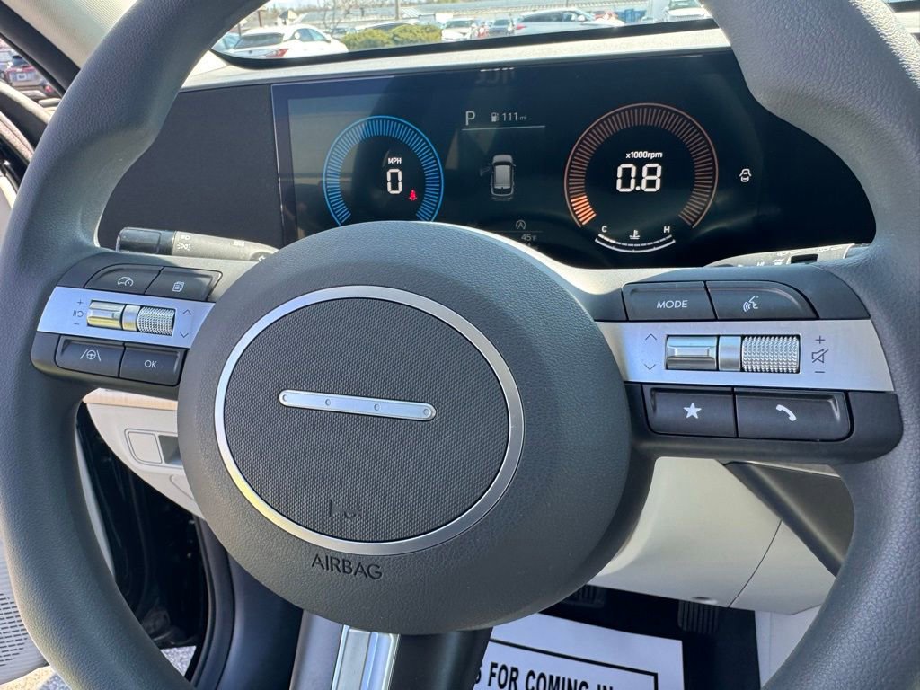 Used 2024 Hyundai Kona SE image 30