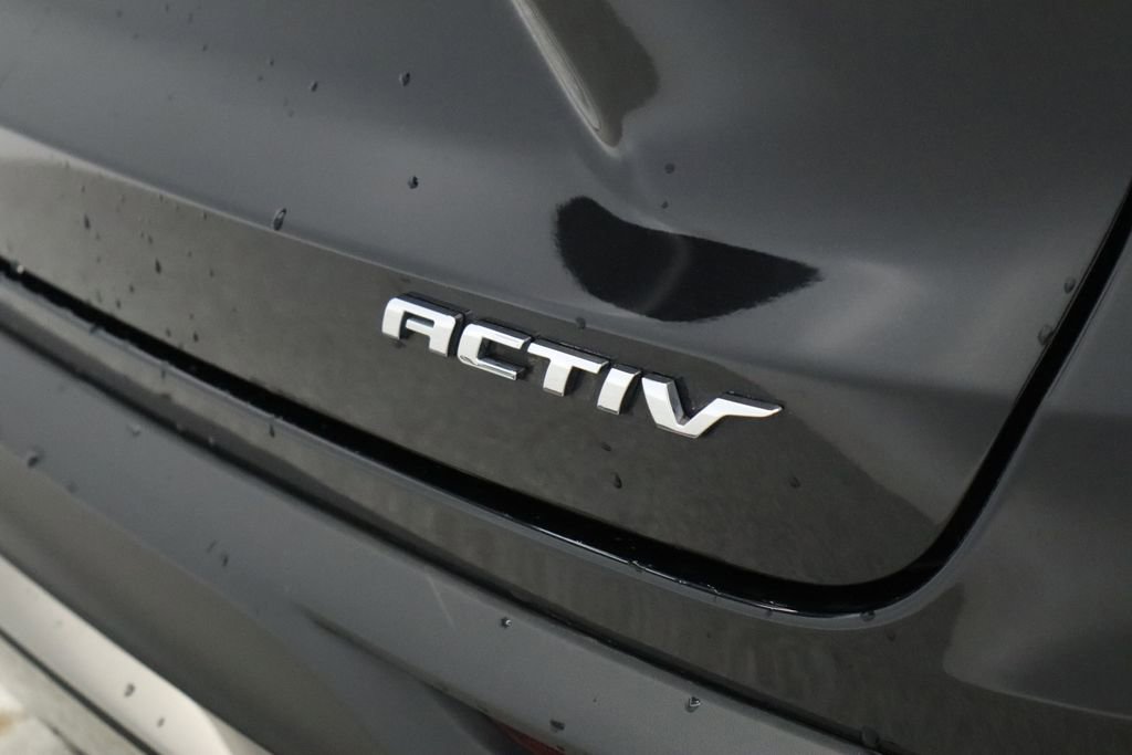 Used 2024 Chevrolet Trax ACTIV w/ Sunroof Package image 21
