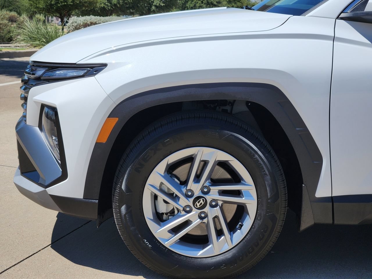 Certified 2025 Hyundai Tucson SE FWD image 5