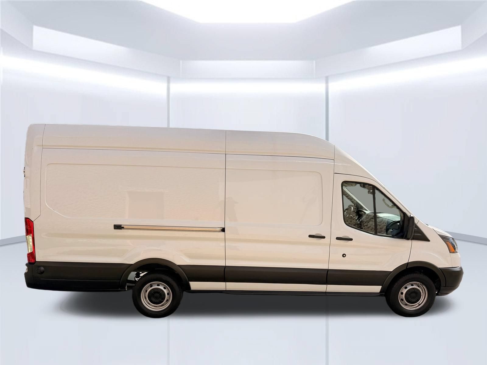 Used 2019 Ford Transit 350 148 High Roof Extended RWD image 4