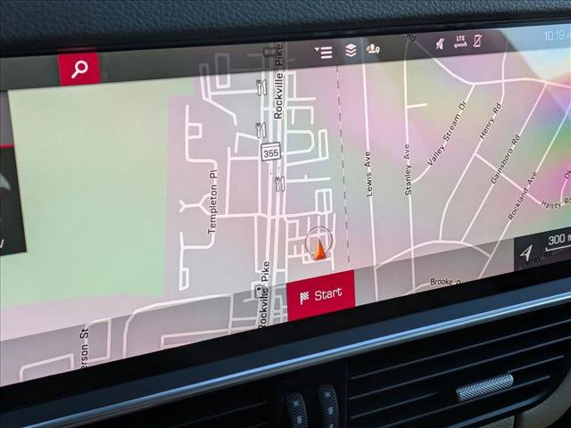 Used 2021 Porsche Cayenne image 13