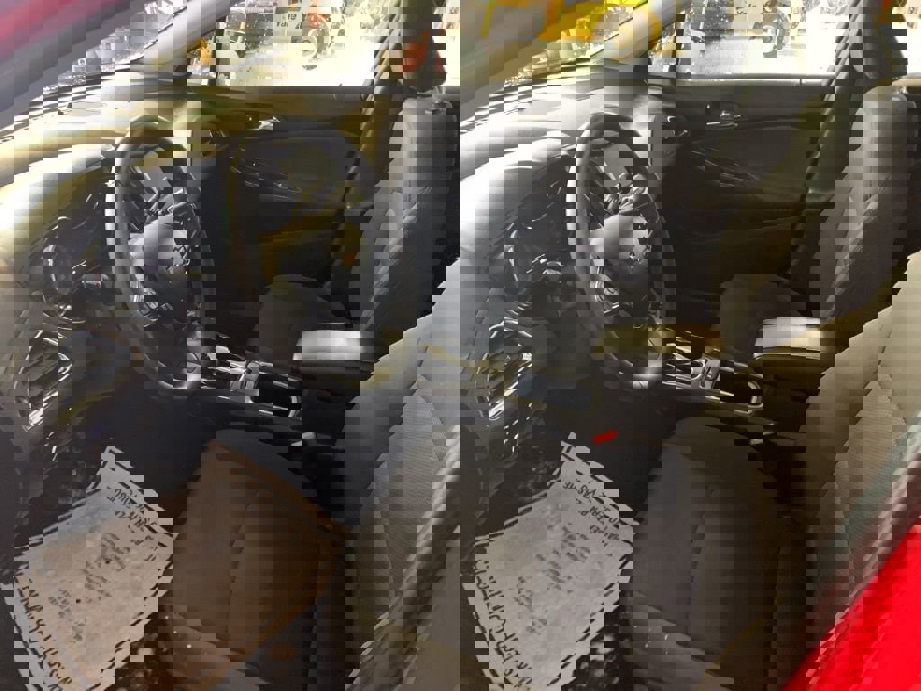 Used 2019 Chevrolet Cruze LT w/ LT Fleet Convenience Package image 13