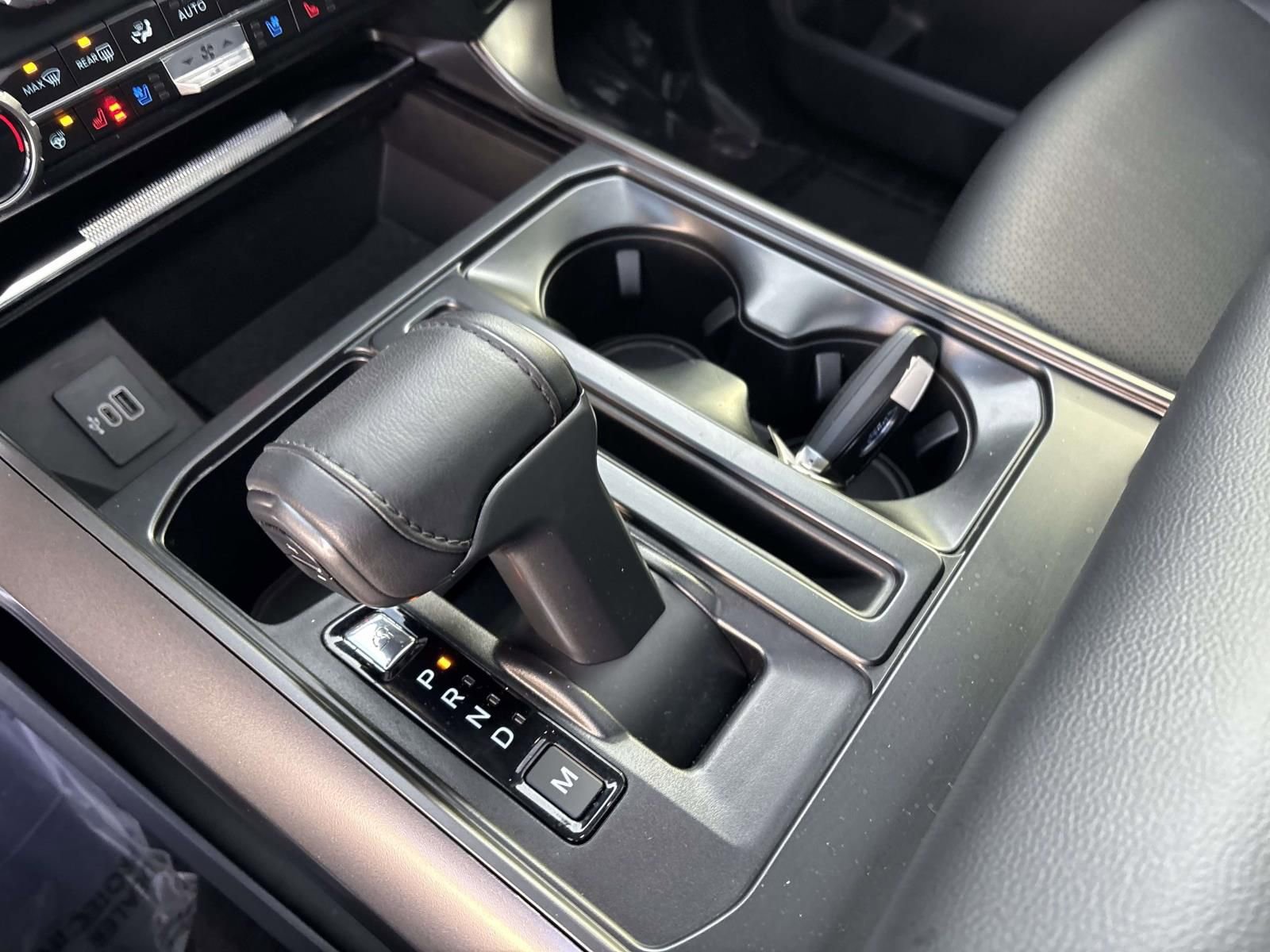 Used 2025 Ford F150 Lariat w/ Equipment Group 501A Mid image 27