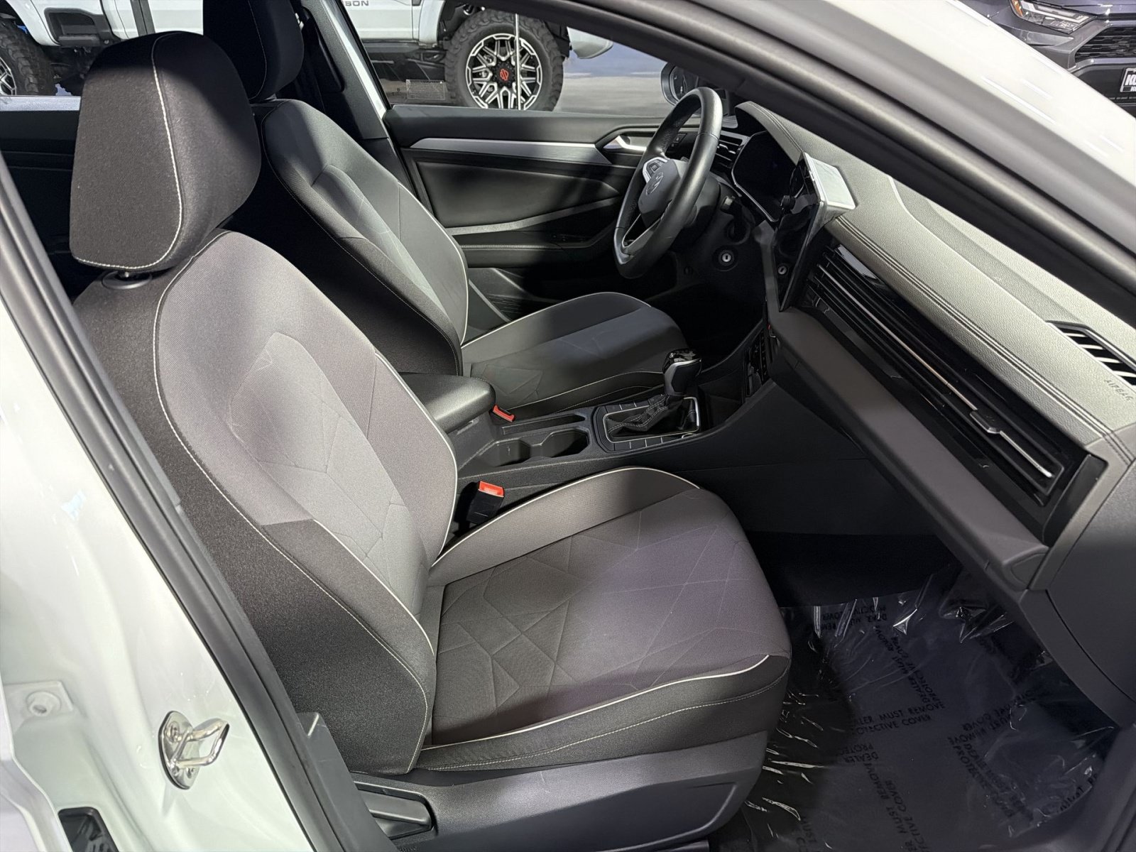 Used 2025 Volkswagen Jetta Sport FWD image 24