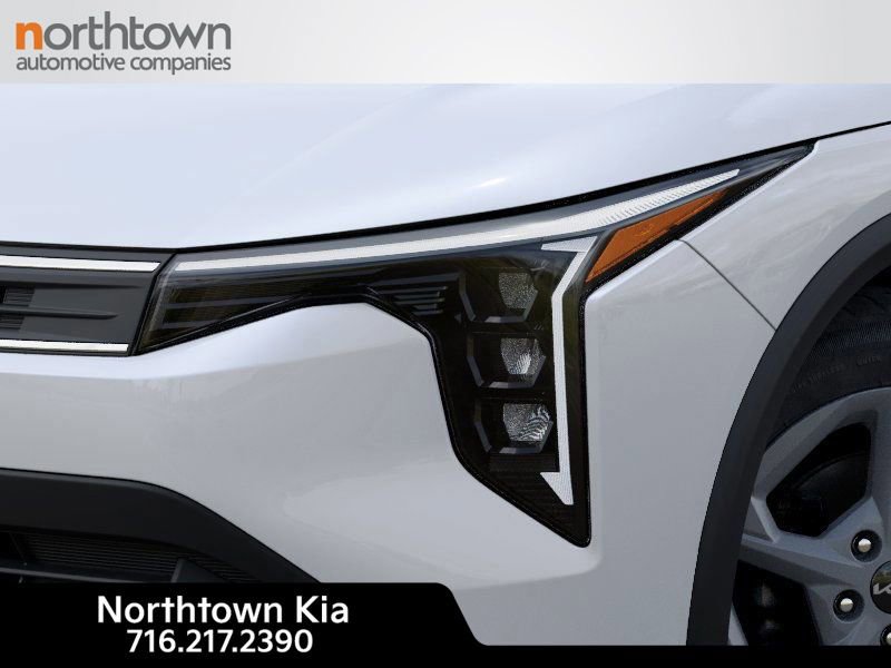 New 2025 Kia K4 LXS image 11