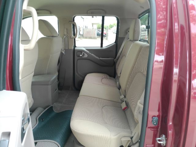 Used 2018 Nissan Frontier SV RWD image 16