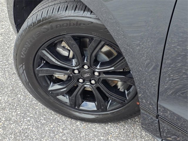 Used 2024 Ford Edge SE w/ Black Appearance Package image 34