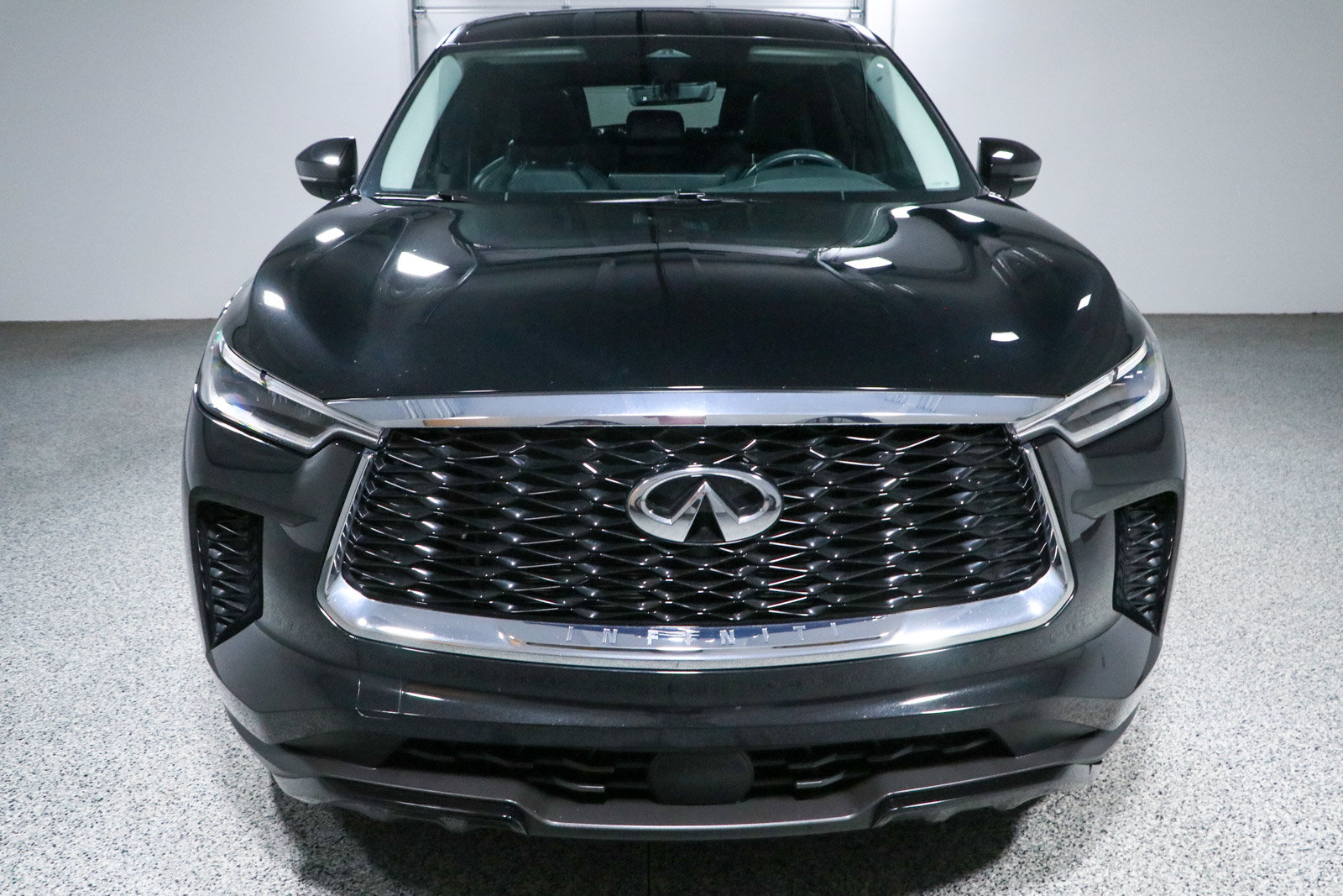 Used 2023 INFINITI QX60 Pure FWD image 4