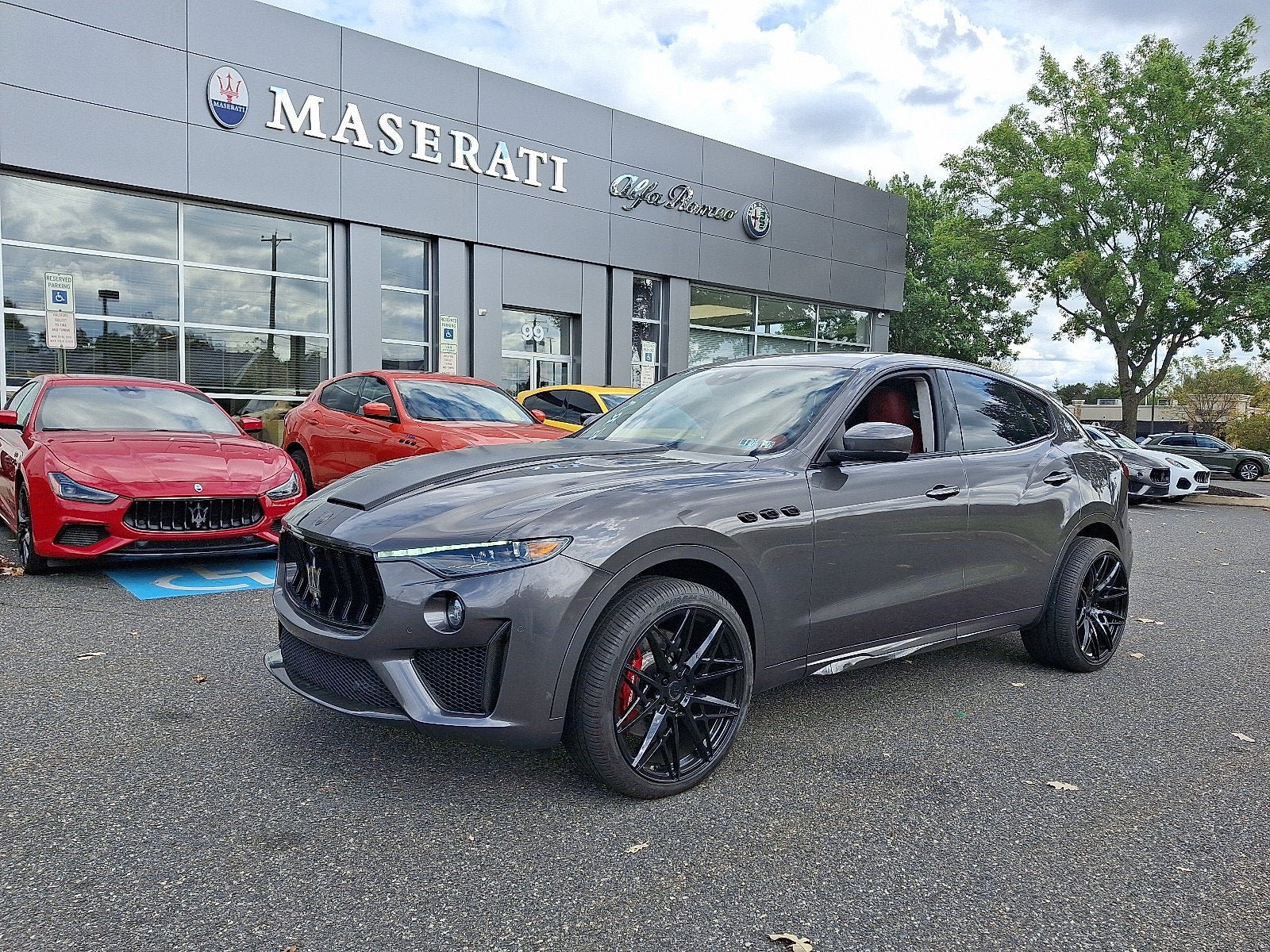 Used 2019 Maserati Levante Trofeo AWD/4WD video 1