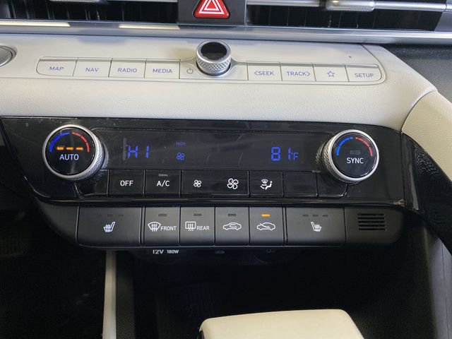 Certified 2025 Hyundai Elantra Limited image 20