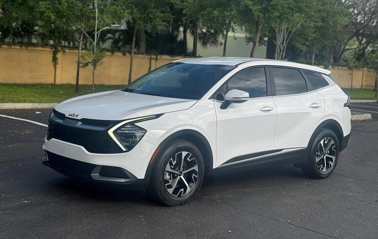 Used 2025 Kia Sportage EX image 11