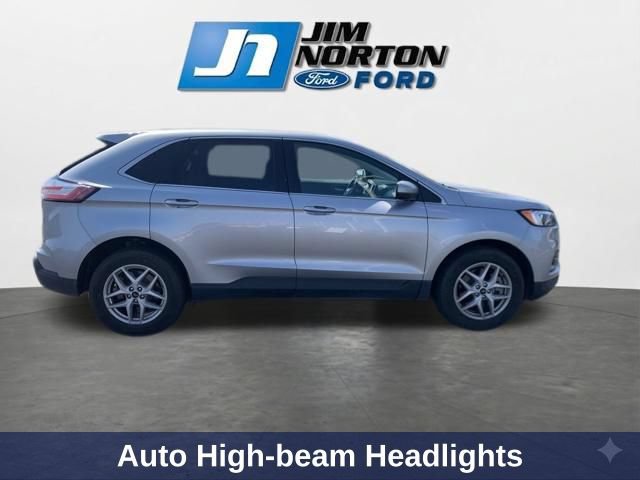 Used 2024 Ford Edge SEL AWD/4WD image 11