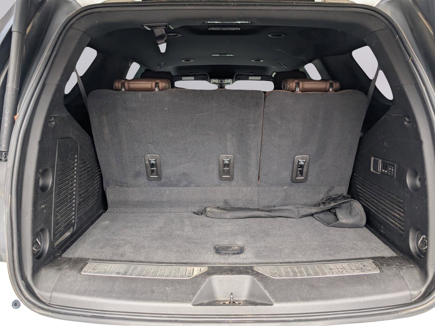 Used 2021 Chevrolet Tahoe High Country image 40