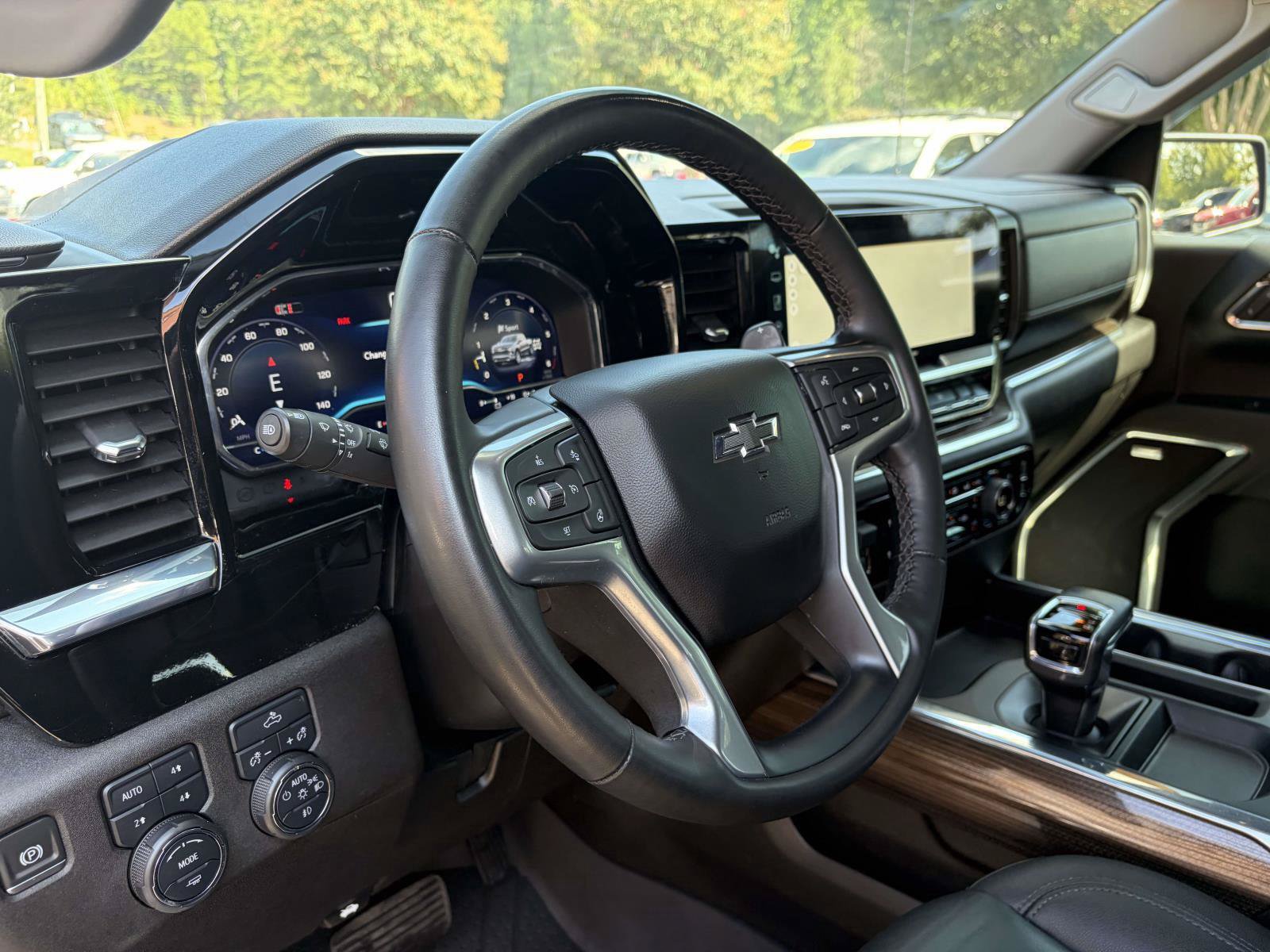 Used 2024 Chevrolet Silverado 1500 RST w/ Convenience Package II AWD/4WD image 7