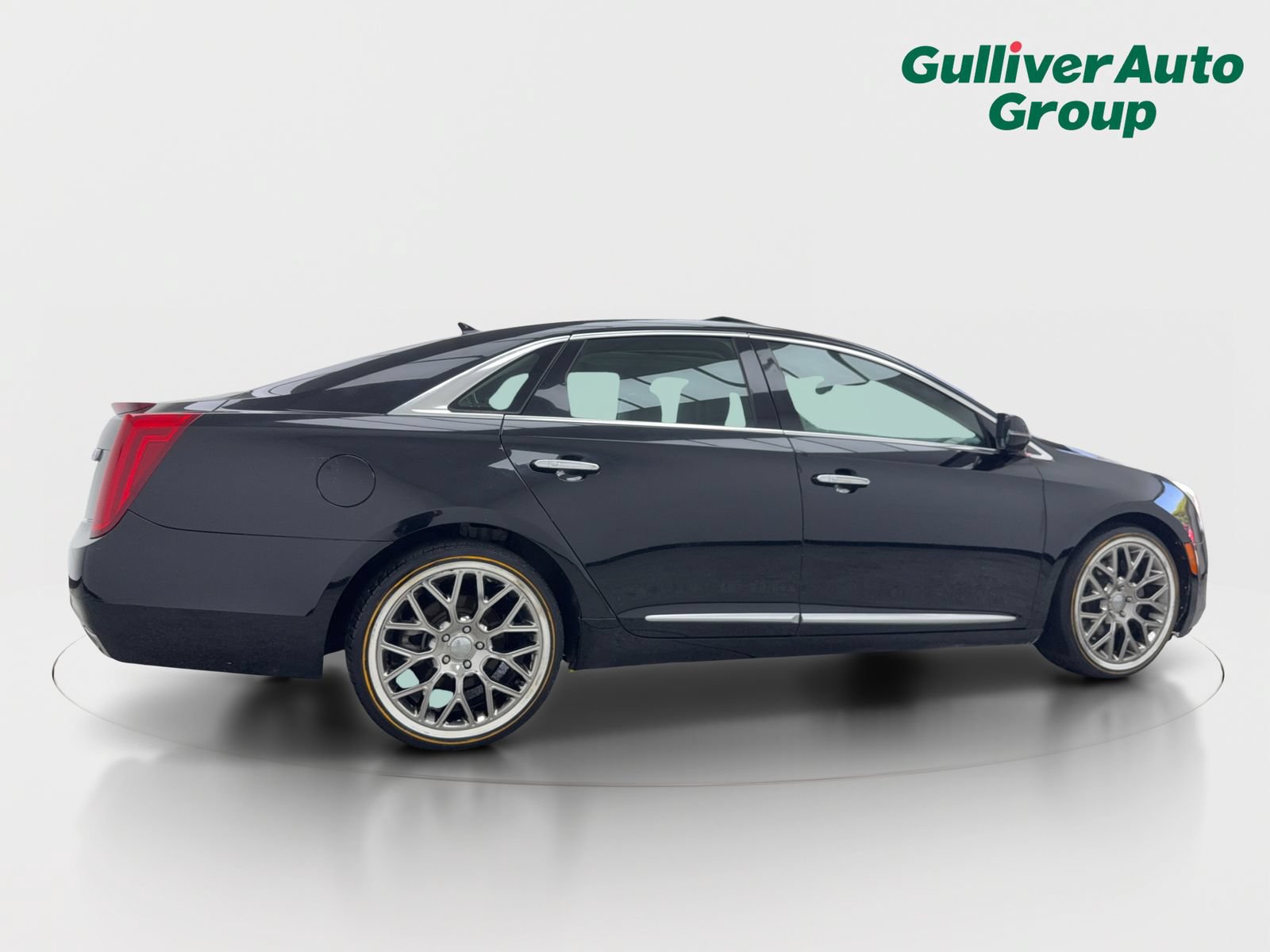 Used 2013 Cadillac XTS Premium FWD image 9