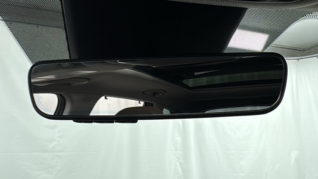 Used 2023 Hyundai Santa Fe Limited image 32