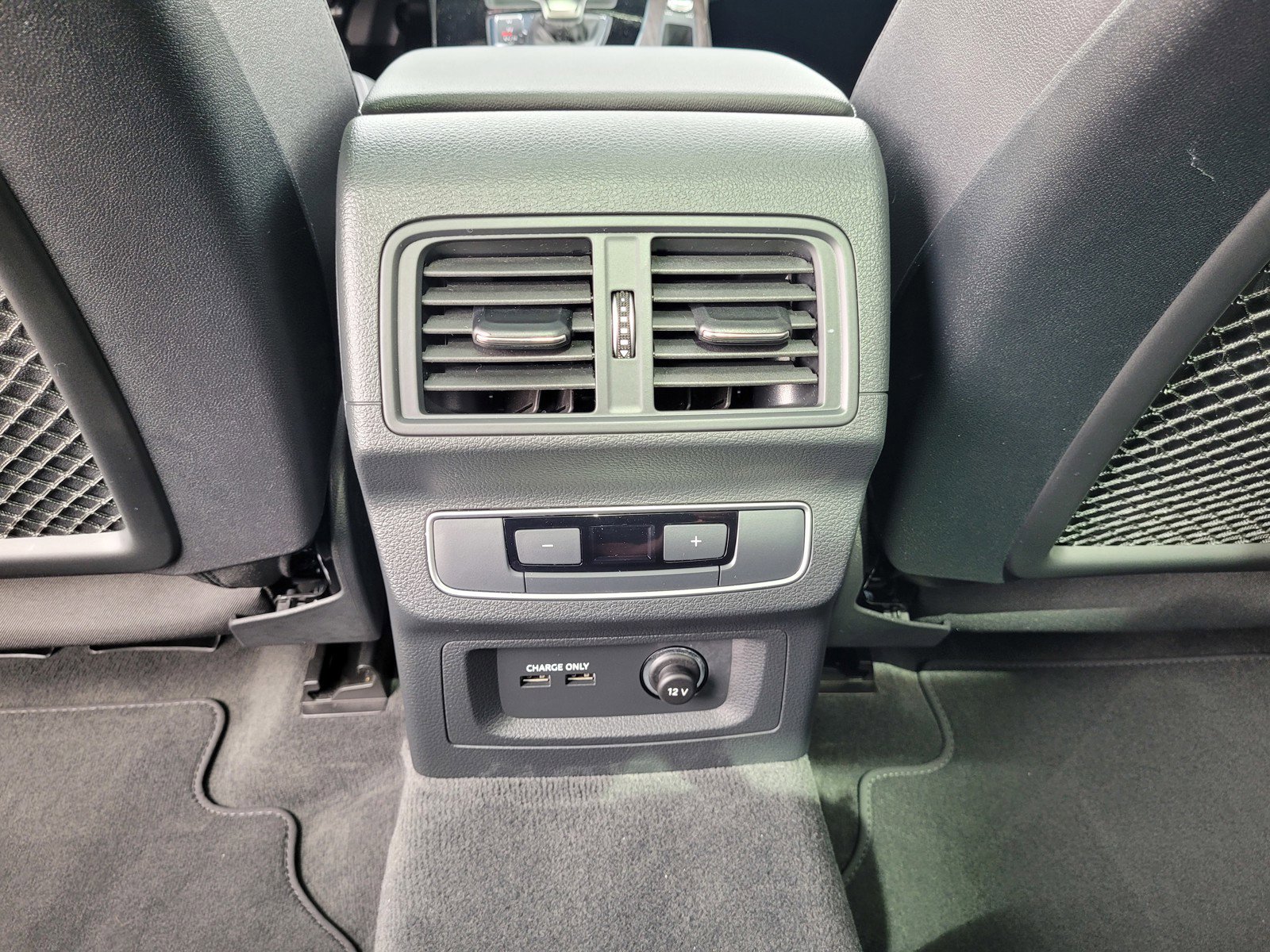 Used 2023 Audi Q5 2.0T Premium w/ Convenience Package image 15