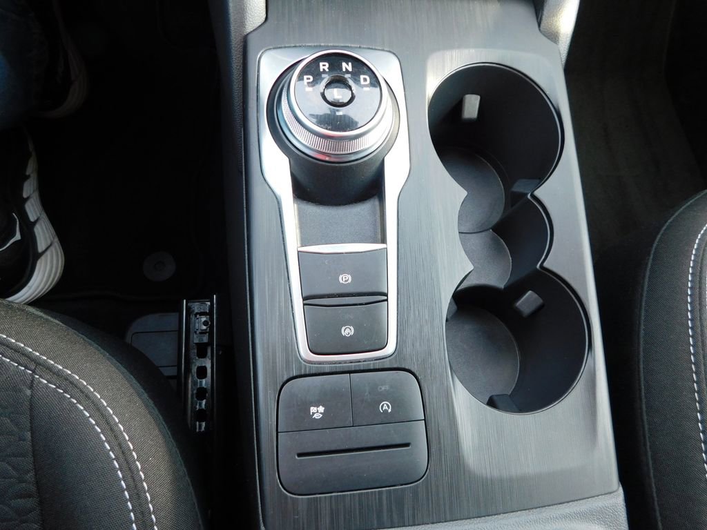 Used 2025 Ford Escape Active image 32
