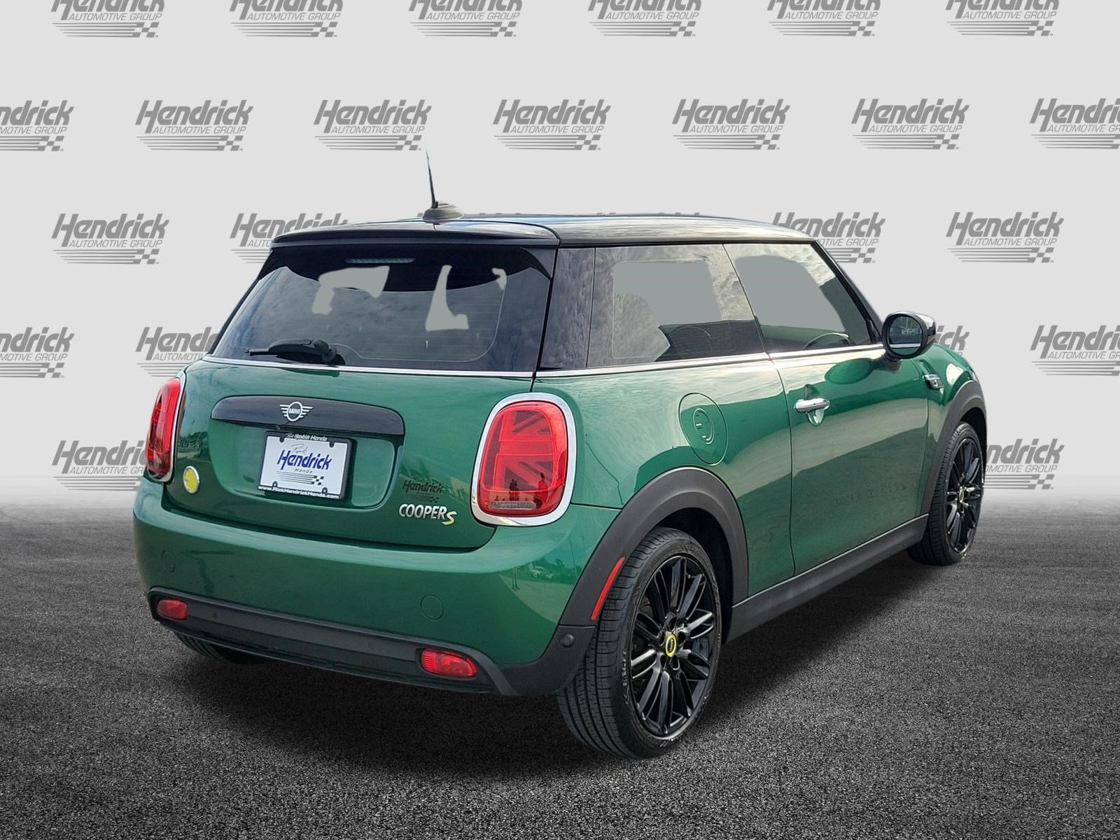 Used 2024 MINI Cooper SE FWD image 7