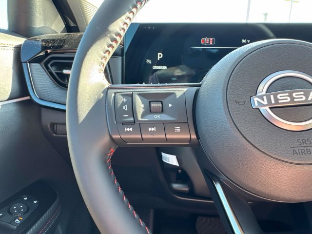 New 2027 Nissan Kicks SR w/ Cold Weather Package FWD image 25