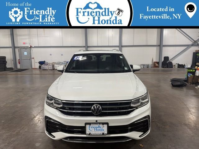 Used 2024 Volkswagen Tiguan SEL R-Line image 1