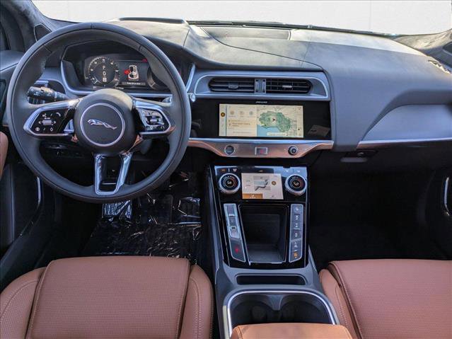 New 2024 Jaguar I-PACE R-Dynamic HSE image 15