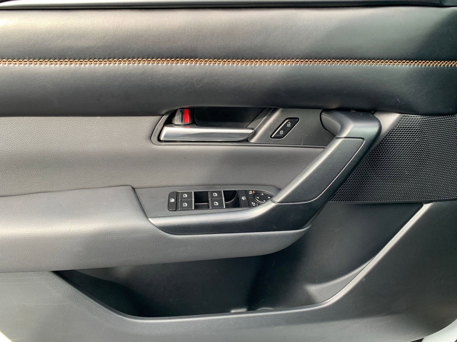 Used 2025 MAZDA CX-50 2.5 Hybrid w/ Premium Plus Pkg image 18