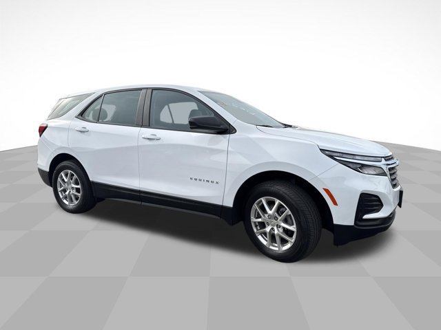 Certified 2023 Chevrolet Equinox LS AWD/4WD image 2