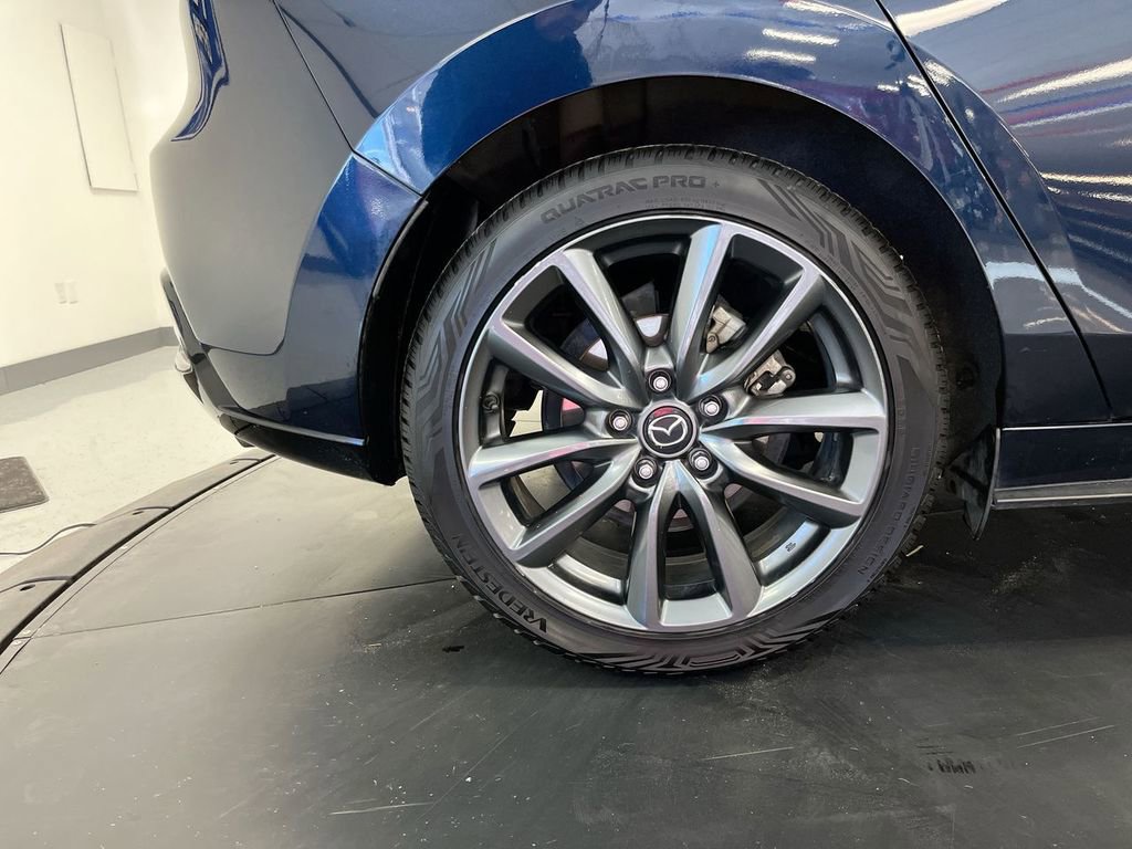 Used 2019 MAZDA MAZDA3 Hatchback w/ Preferred Package image 10