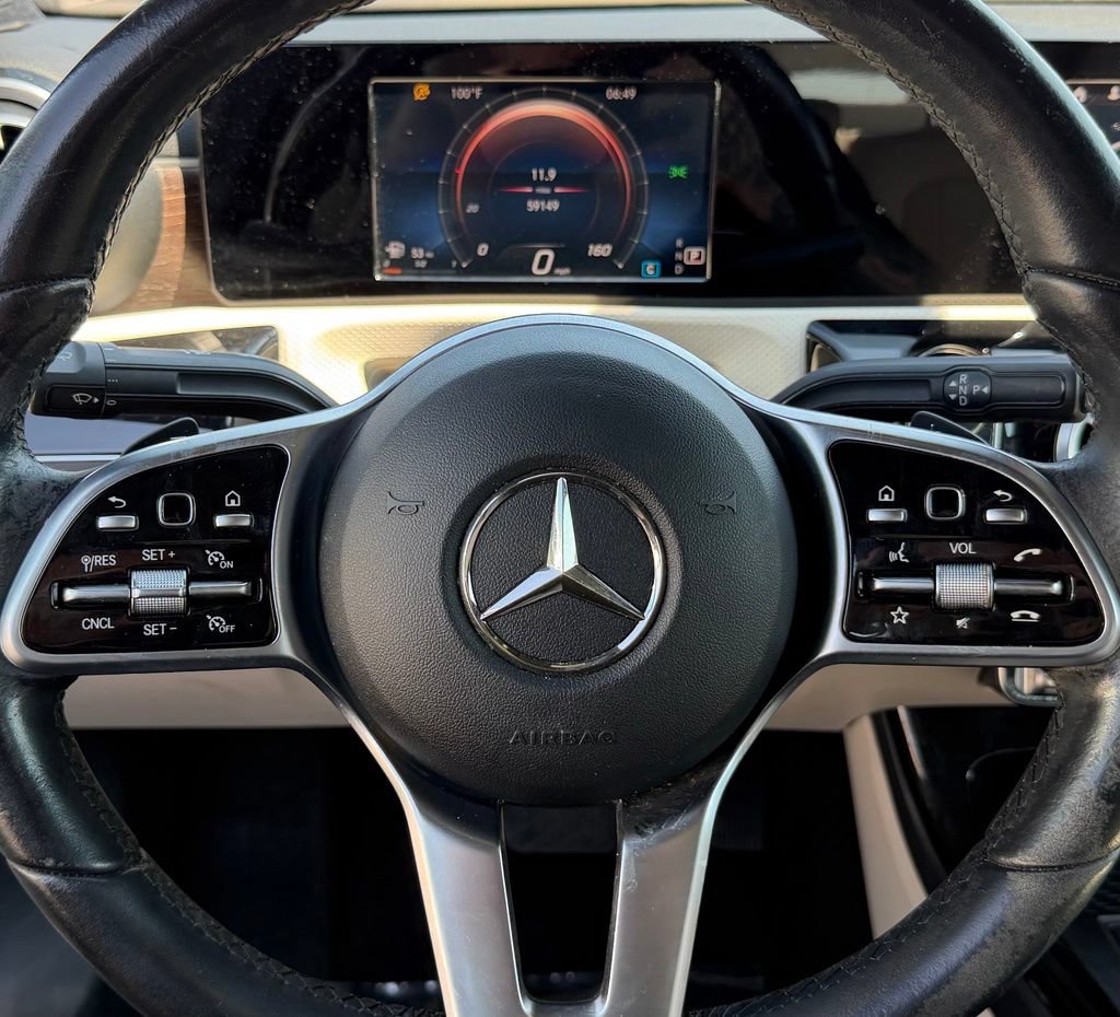 Used 2021 Mercedes-Benz A 220 image 35