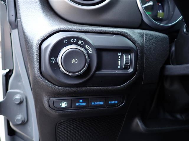 Used 2023 Jeep Wrangler Unlimited w/ Cold Weather Group AWD/4WD image 13